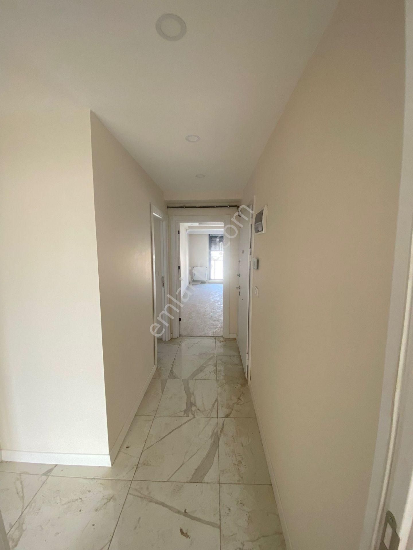 İstanbul House'dan Bahçelievler'de 3+1 Asansörlü Ara Kat Daire - Görsel 2