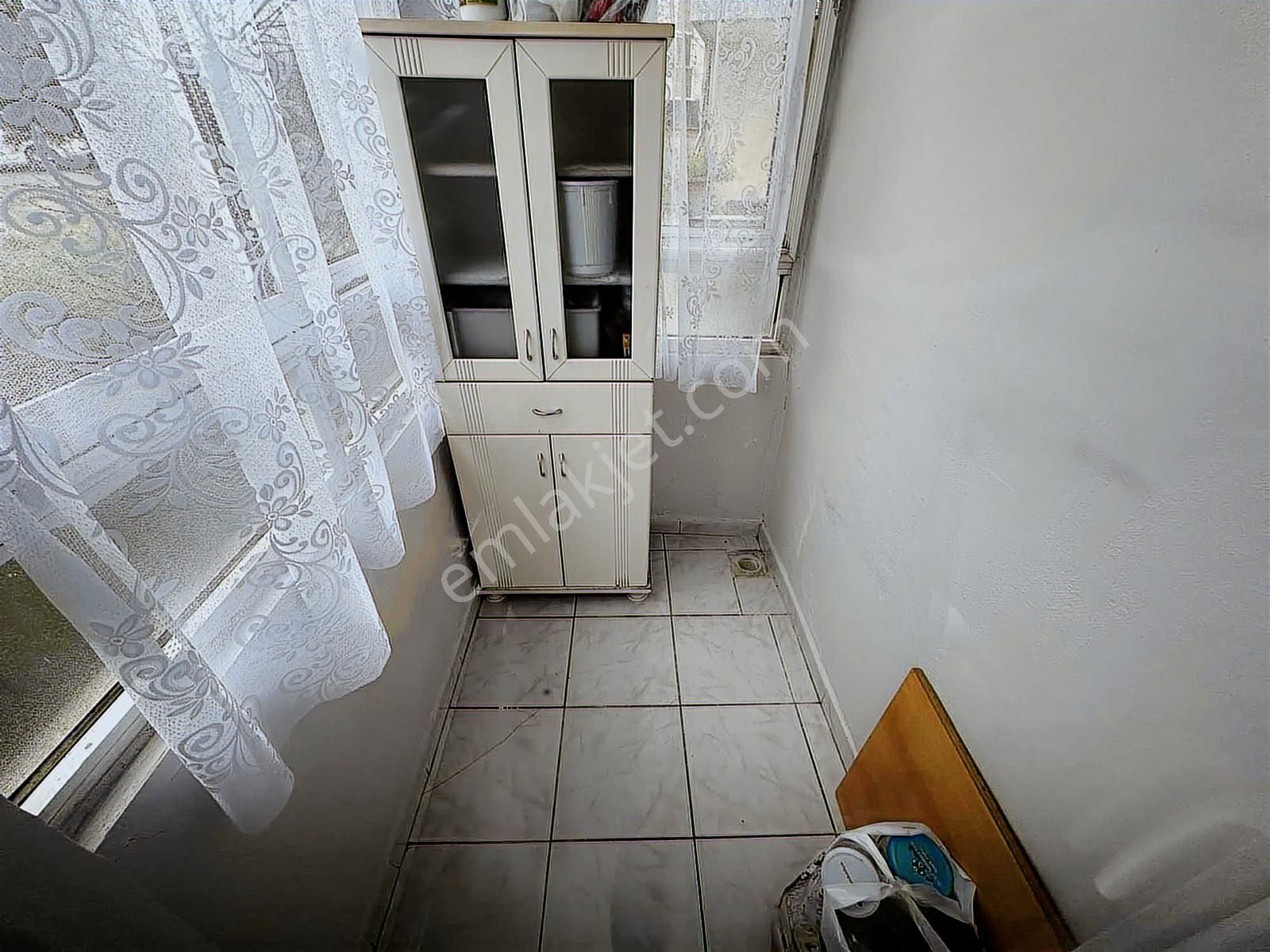 Hilal Emlak Kiralık Esenevler Mah.2+1 1.kat Daire - Görsel 2