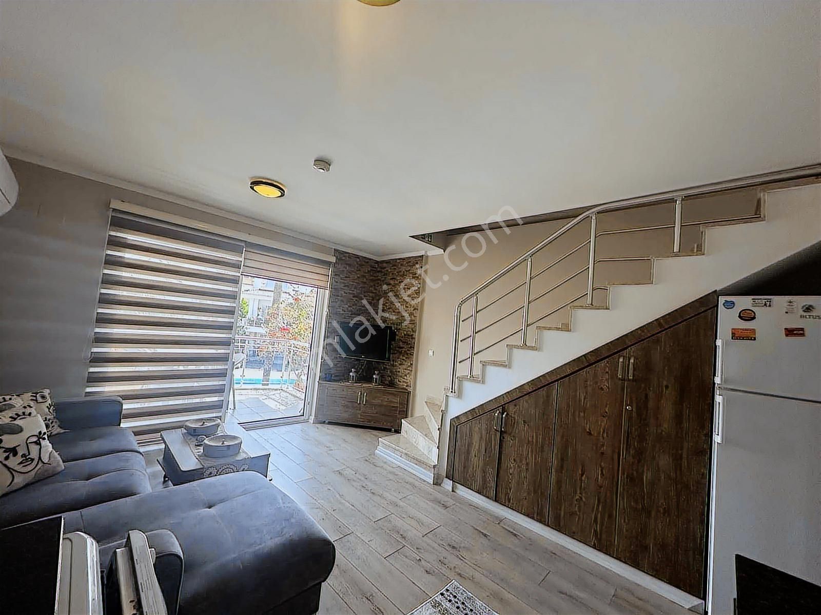 Çalış Plajına Yakın İlkon'dan Site İçi, Eşyalı Satılık Dubleks - Görsel 13