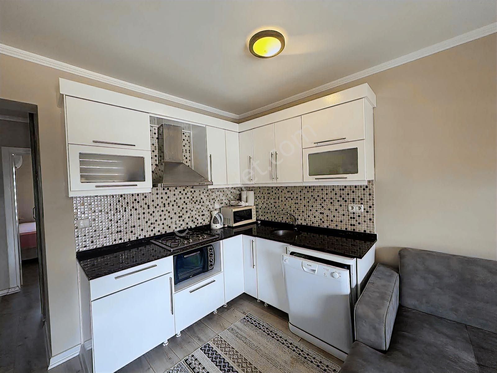 Çalış Plajına Yakın İlkon'dan Site İçi, Eşyalı Satılık Dubleks - Görsel 12