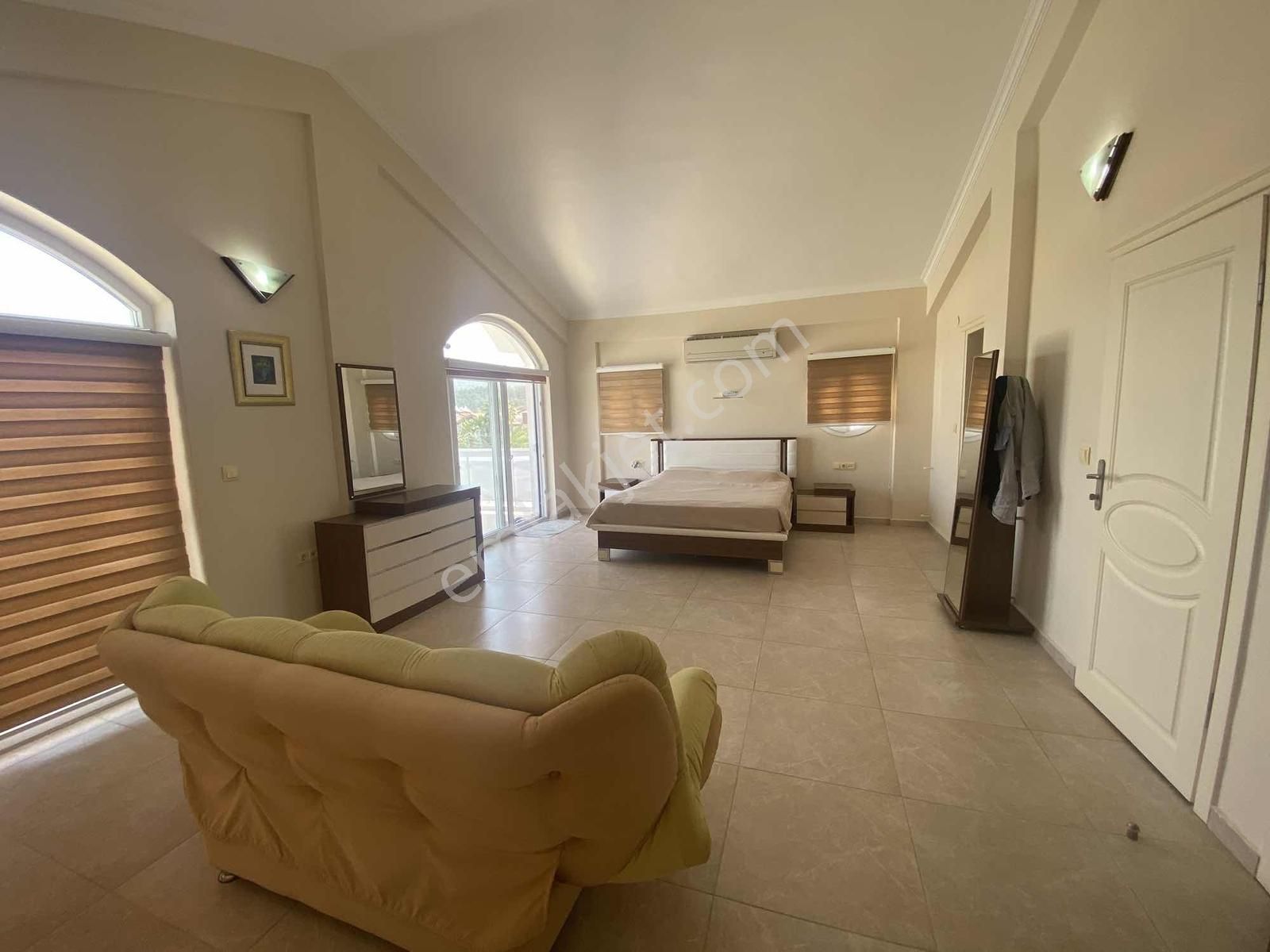 Fethiye Foça Mah.de İlkon'dan Müstakil 3+1 Villa - Görsel 14