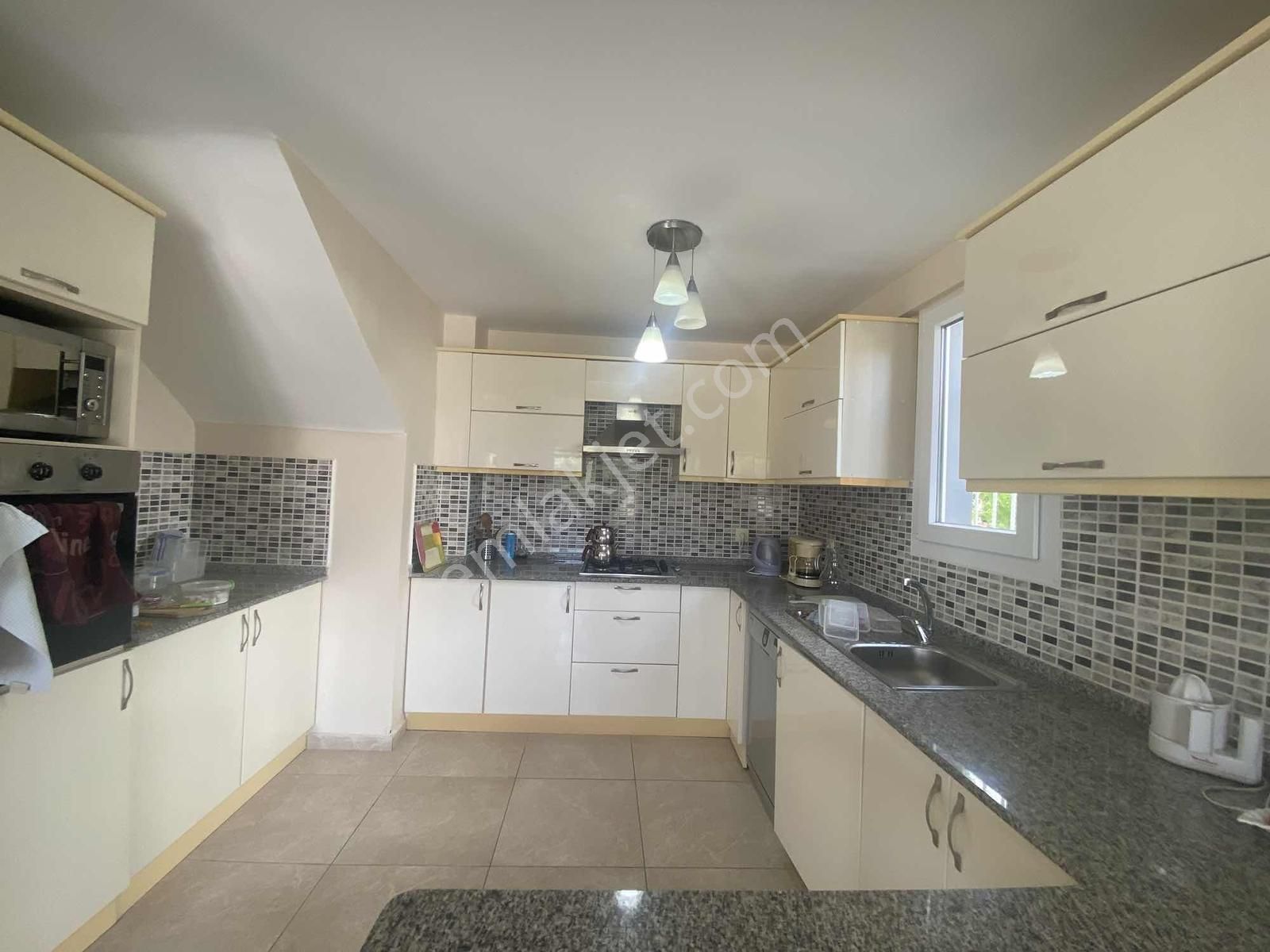 Fethiye Foça Mah.de İlkon'dan Müstakil 3+1 Villa - Görsel 17