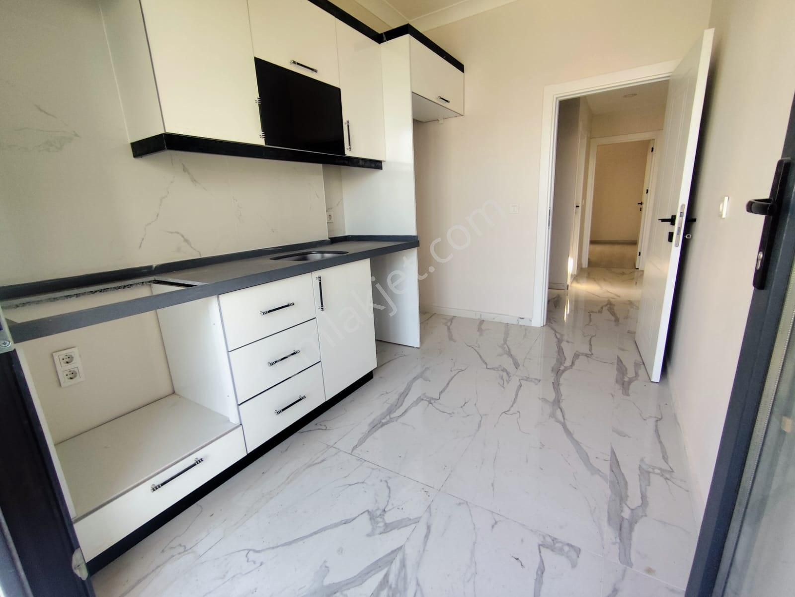 Mertcan Dan Kartal Metro Durağına Yürüme Arakat 3+1 İskanlı - Balkonlu - Görsel 15