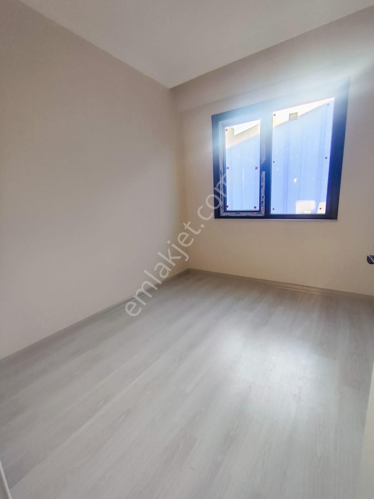 Mertcan Dan Kartal Metro Durağına Yürüme Arakat 3+1 İskanlı - Balkonlu - Görsel 8