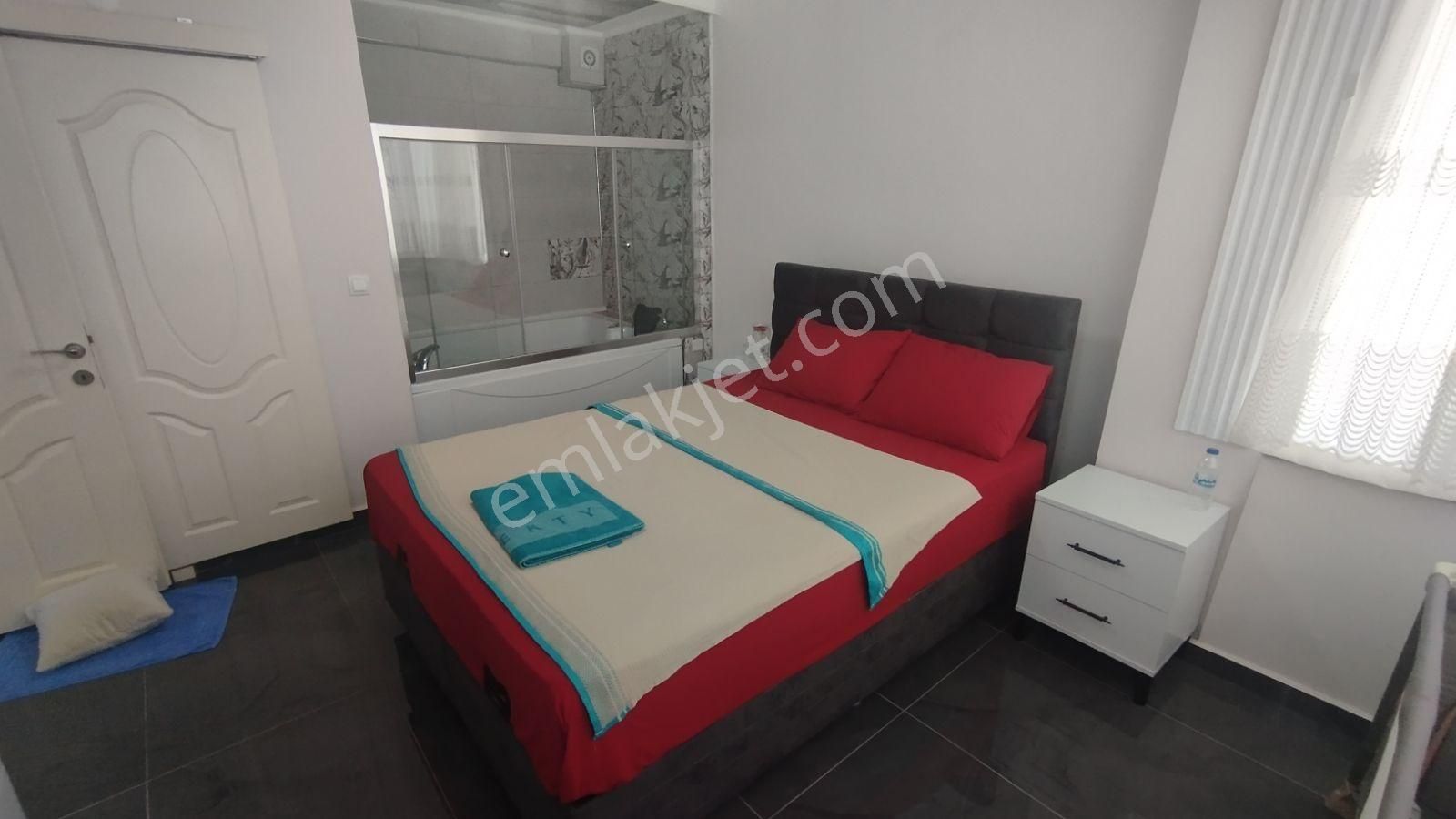 Foça'da Cadde Üstünde İlkon'dan Satılık 3+1 Lüks Villa Ve Dükkan - Görsel 22