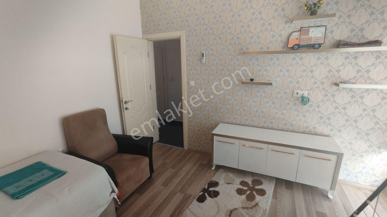 Foça'da Cadde Üstünde İlkon'dan Satılık 3+1 Lüks Villa Ve Dükkan - Görsel 3