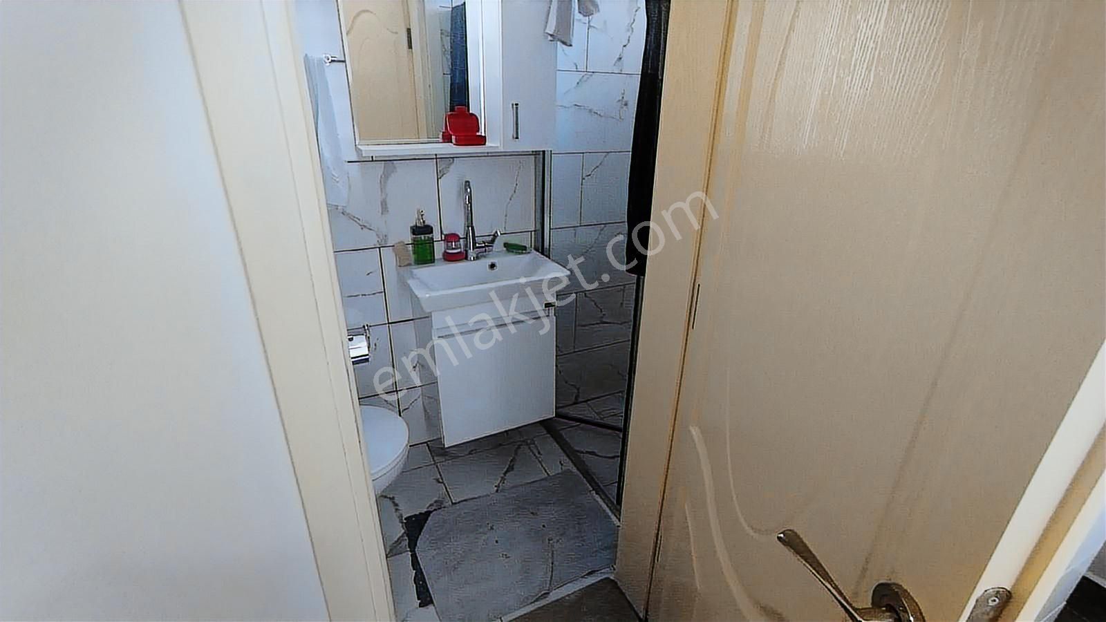 Foça'da Cadde Üstünde İlkon'dan Satılık 3+1 Lüks Villa Ve Dükkan - Görsel 2