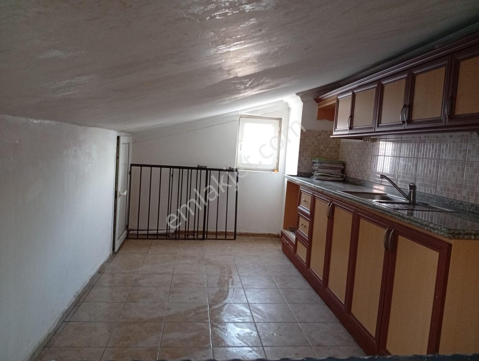 İlkon'dan Foça'da Havuzlu Sitede Satılık 3+1 Çatı Dubleks Daire - Görsel 8