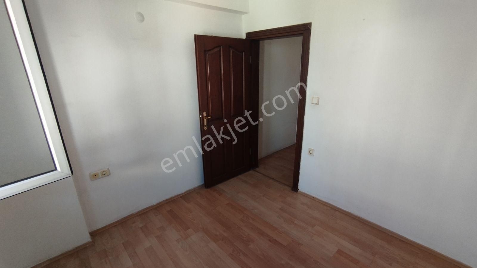 İlkon'dan Foça'da Havuzlu Sitede Satılık 3+1 Çatı Dubleks Daire - Görsel 15