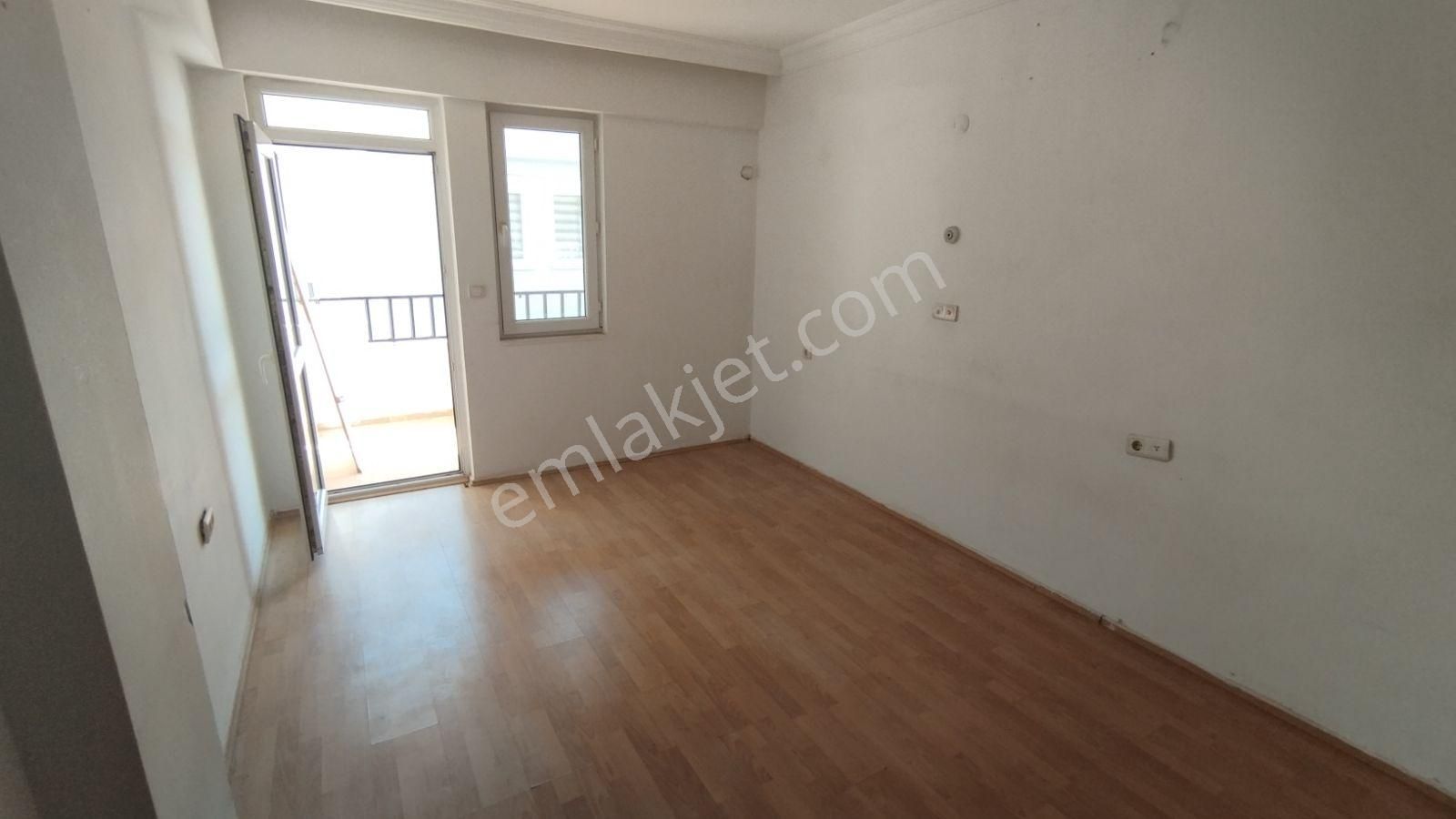 İlkon'dan Foça'da Havuzlu Sitede Satılık 3+1 Çatı Dubleks Daire - Görsel 13