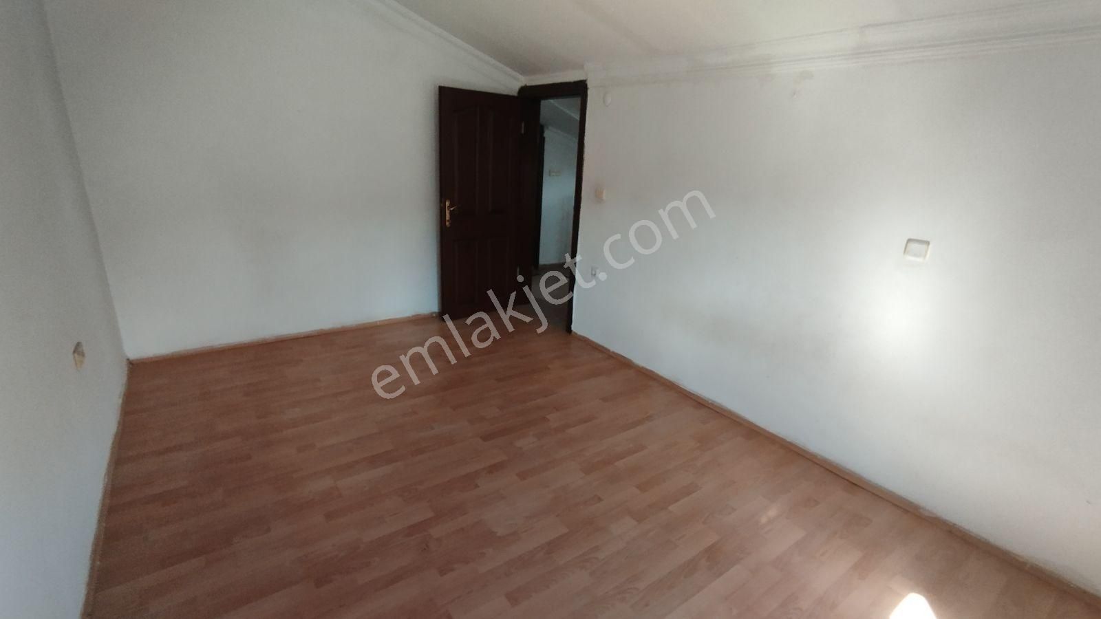 İlkon'dan Foça'da Havuzlu Sitede Satılık 3+1 Çatı Dubleks Daire - Görsel 6