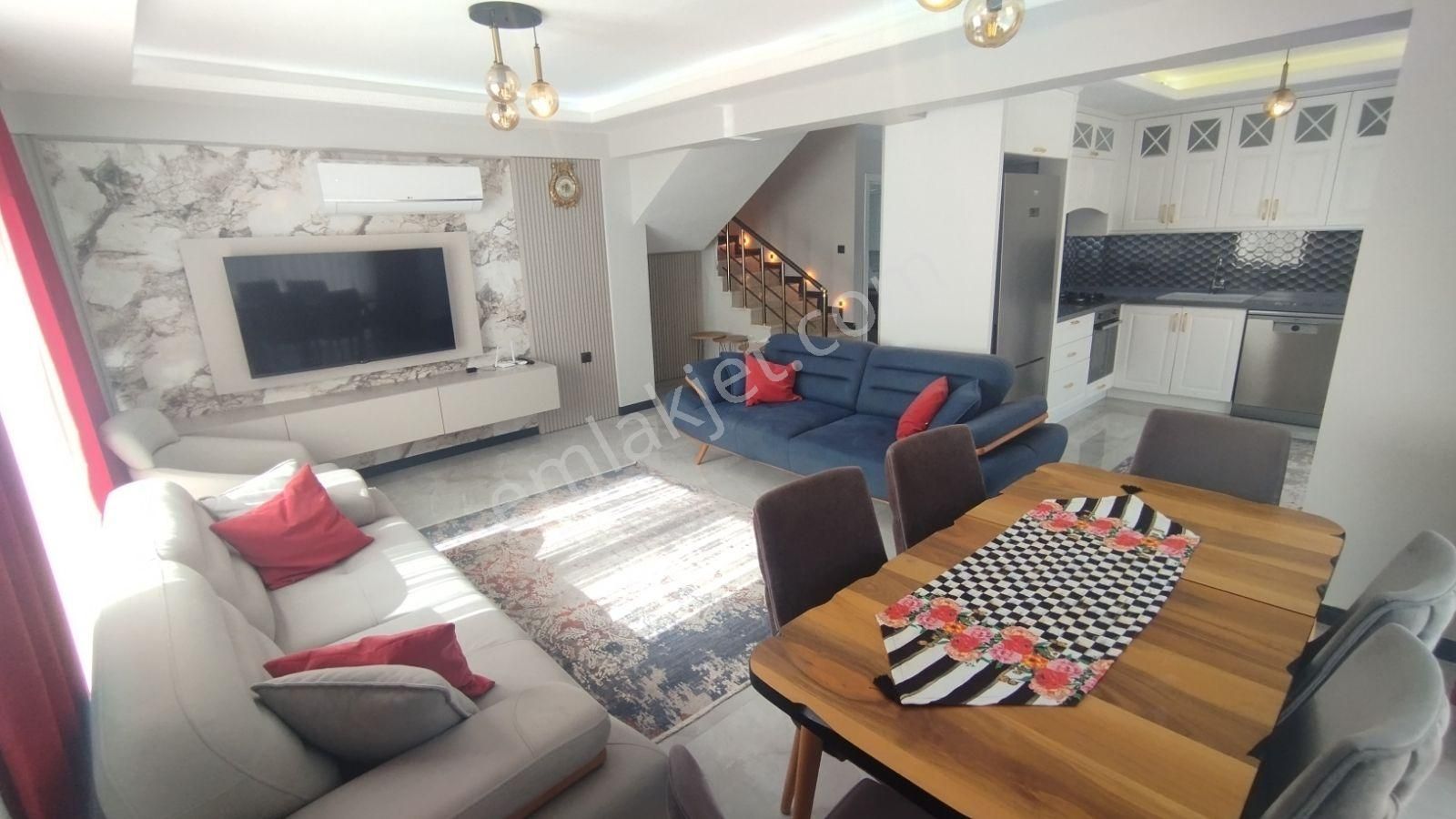 İlkon'dan Fethiye Karagedik'te Havuzlu Ve Ruhsatlı 4+1 Villa