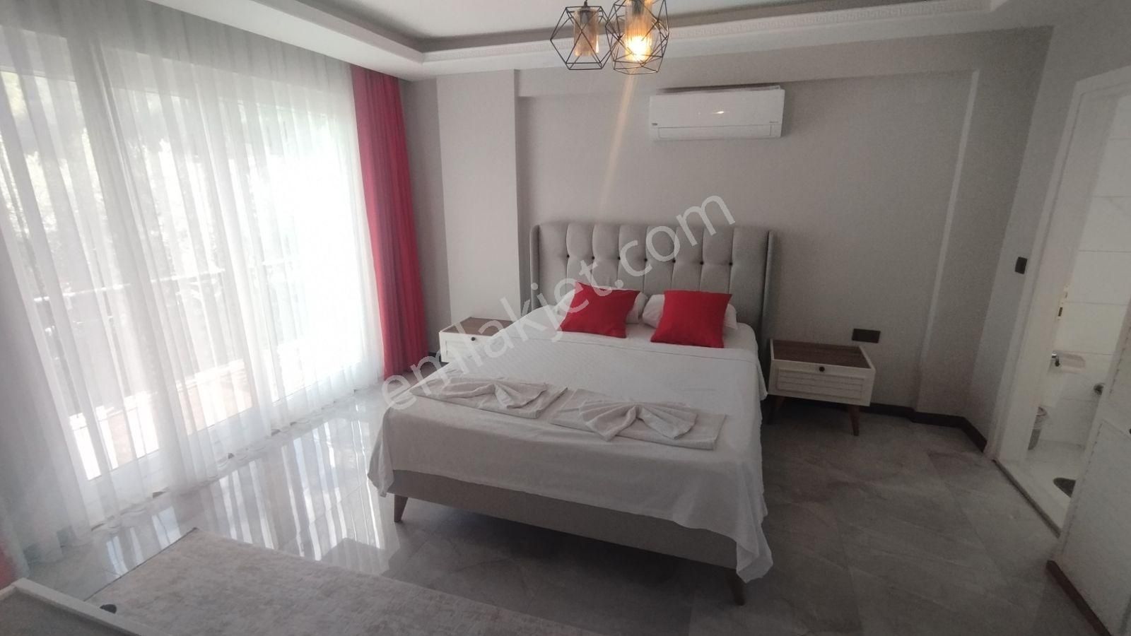 İlkon'dan Fethiye Karagedik'te Havuzlu Ve Ruhsatlı 4+1 Villa - Görsel 24