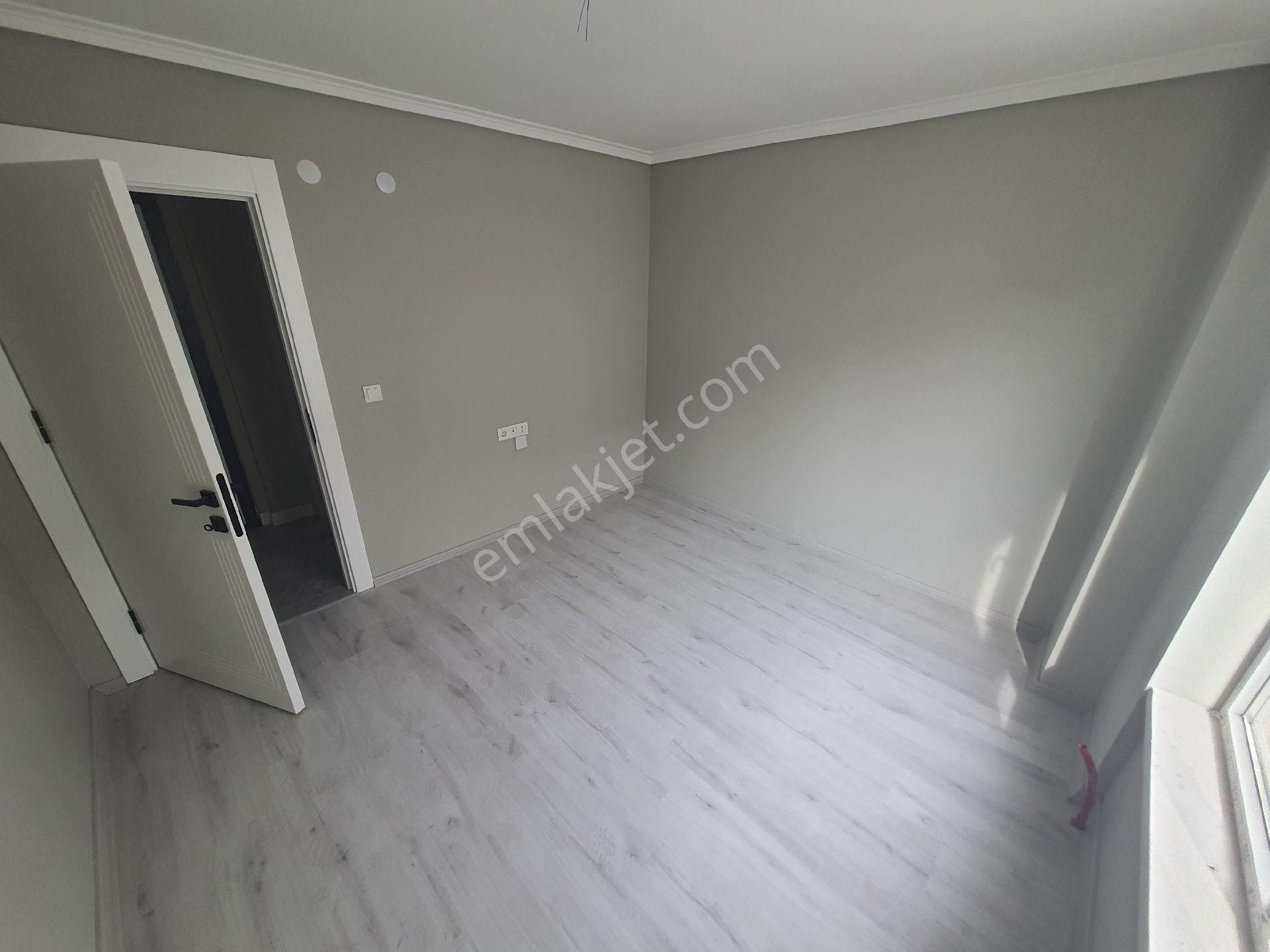 Kent'ten Mutlu Mh.cadde Üzeri 4+1 Çift Asansörlü Teraslı Şehir Manzaralı Fırsat Dubleks - Görsel 16