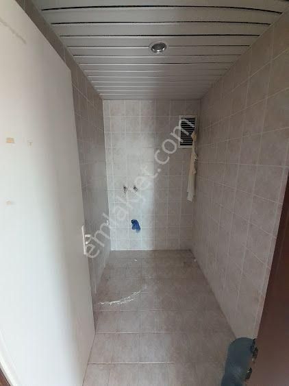 Küçükçekmece Atakent 3.etap 560 Ada Da Arakat Güney Cepheli Satılık 1+1 57m2 Daire - Görsel 12