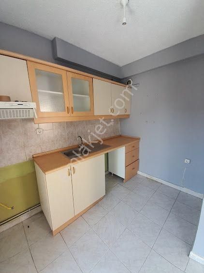 Küçükçekmece Atakent 3.etap 560 Ada Da Arakat Güney Cepheli Satılık 1+1 57m2 Daire - Görsel 27