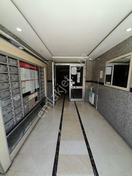 Küçükçekmece Atakent 3.etap 560 Ada Da Arakat Güney Cepheli Satılık 1+1 57m2 Daire - Görsel 32