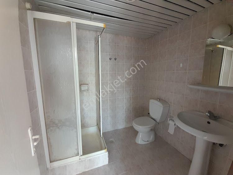 Küçükçekmece Atakent 3.etap 560 Ada Da Arakat Güney Cepheli Satılık 1+1 57m2 Daire - Görsel 14