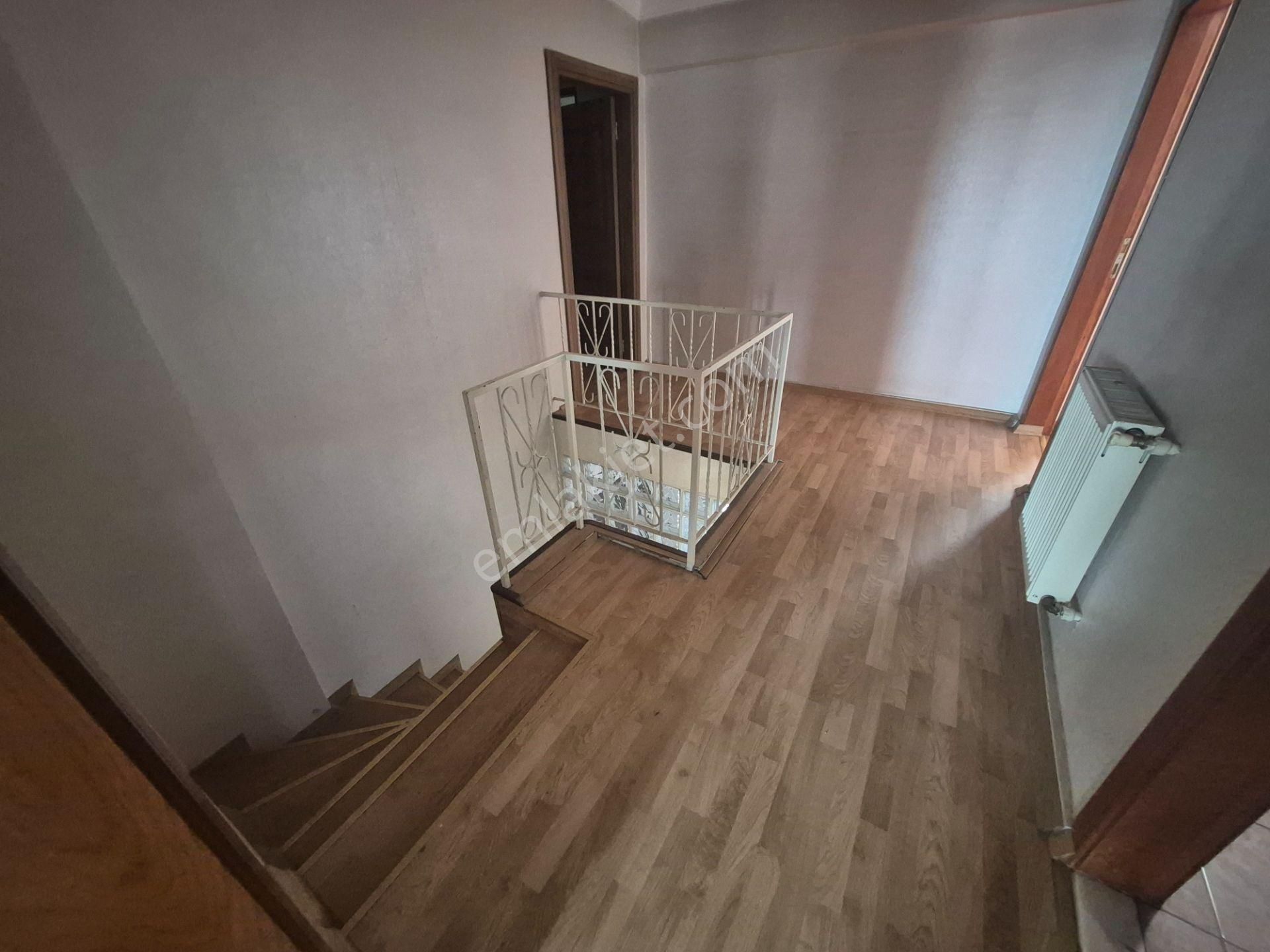 Ragıp Tüzün Mah. 2 Salon 6 Oda 1 Açık Teras 1 Kapalı Teras 3 Banyolu Satılık Daire - Görsel 19