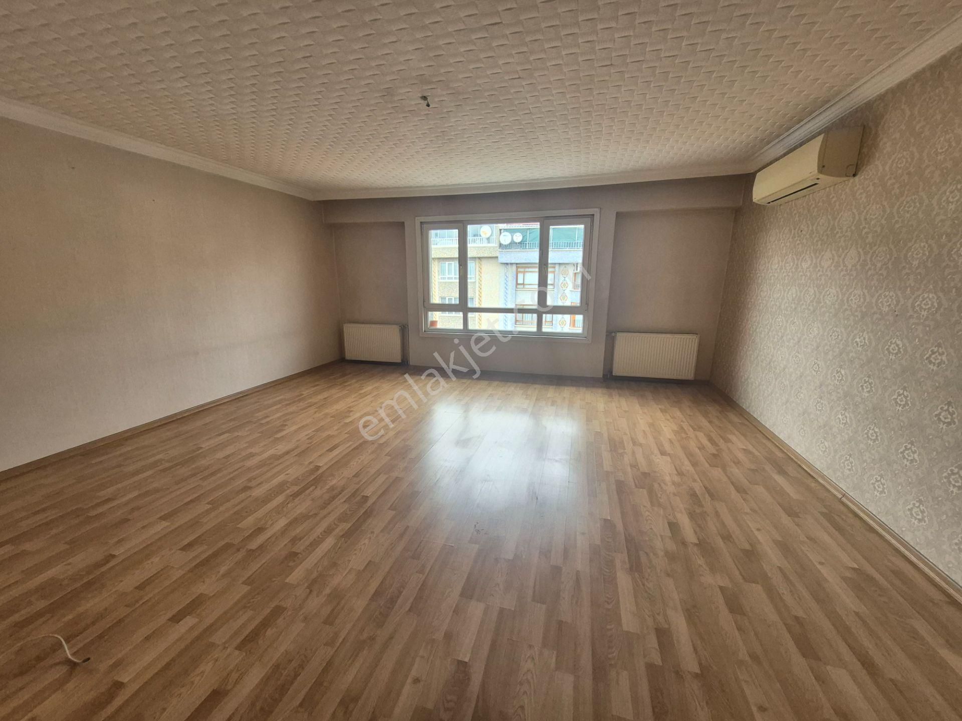 Ragıp Tüzün Mah. 2 Salon 6 Oda 1 Açık Teras 1 Kapalı Teras 3 Banyolu Satılık Daire - Görsel 7