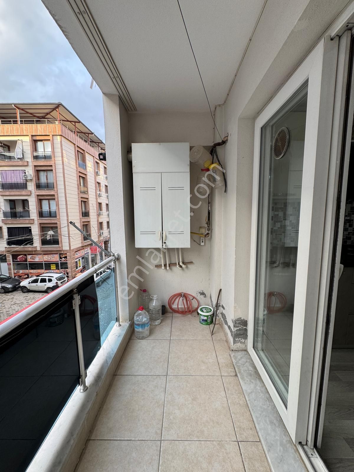 Zeki Emlak'tan Manisa Muradiye'de 3+1 Ara Kat Satılık Daire - Görsel 12