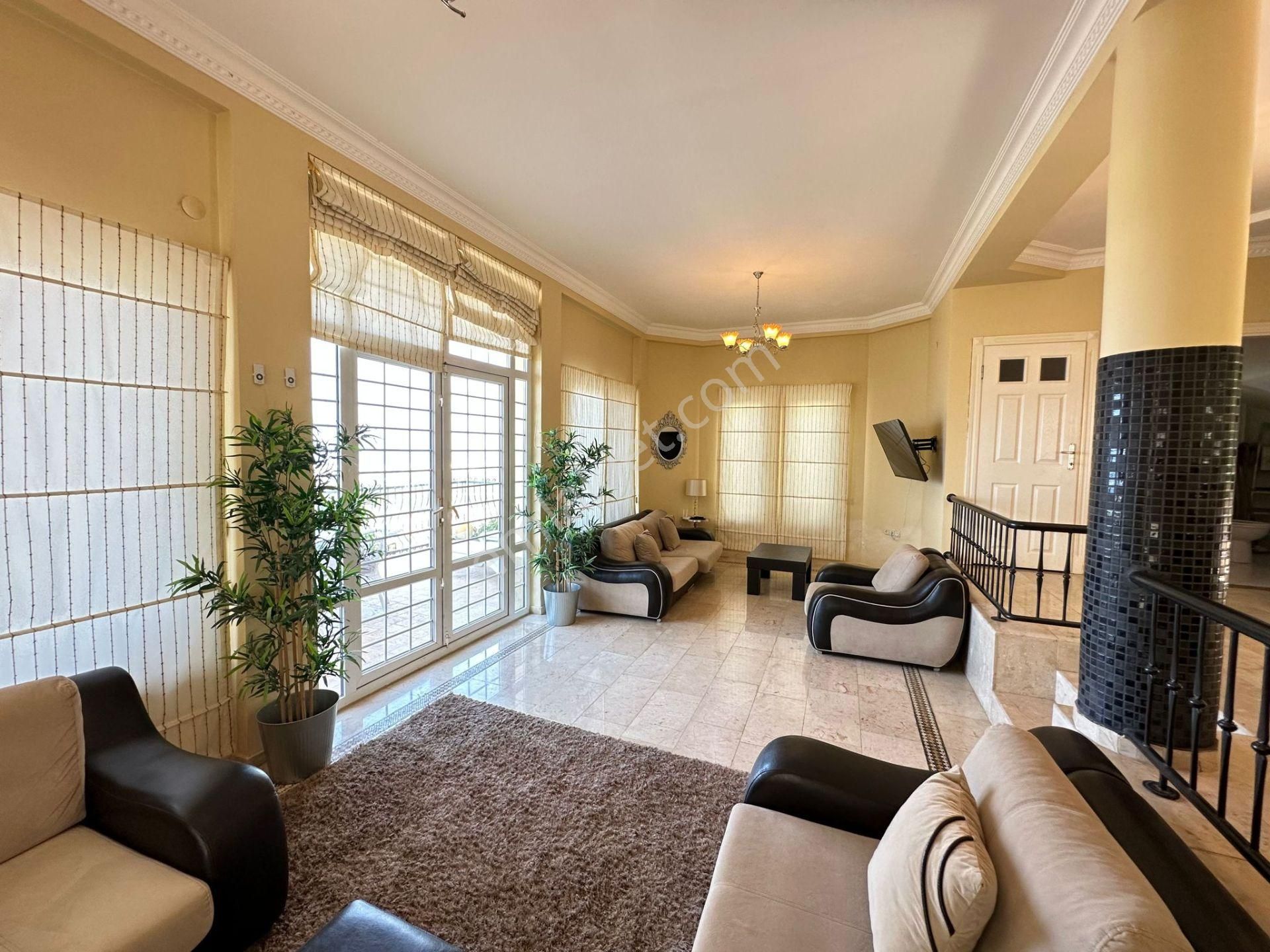 Alanya/kargıcak Gold City Vilları 4+1 Dubleks Villa - Görsel 8