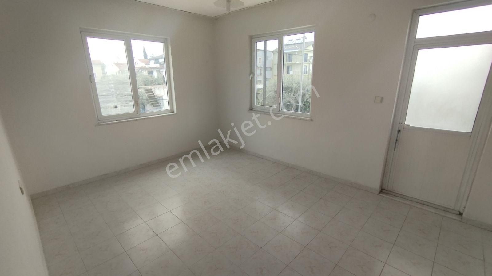 İlkon'dan Babataşı'nda Uzun Dönem Kiralık 2+1 Ara Kat Daire - Görsel 3