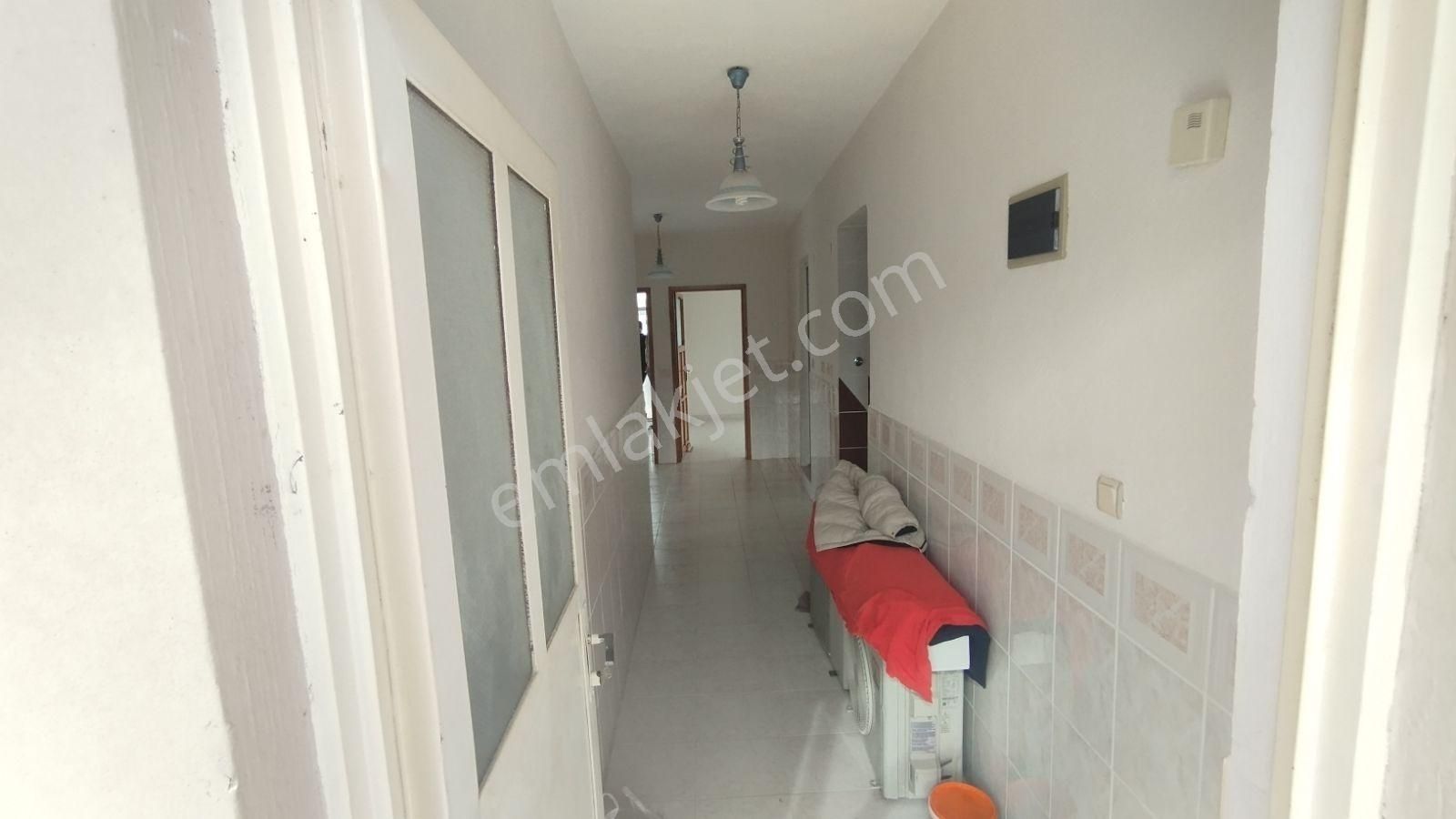 İlkon'dan Babataşı'nda Uzun Dönem Kiralık 2+1 Ara Kat Daire - Görsel 24