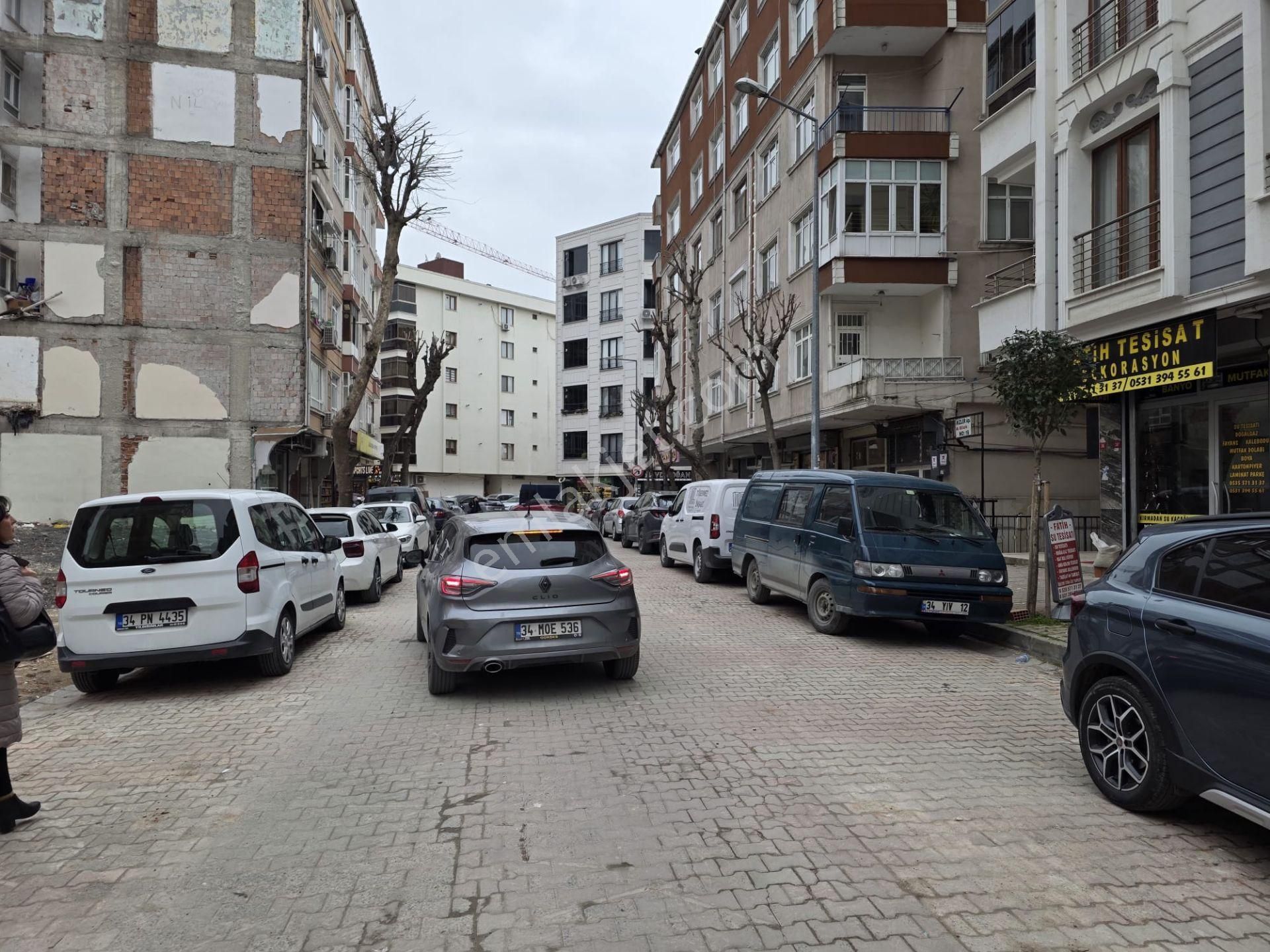 İstanbul House'dan Bahçelievler'de 3+1 Ara Kat Kentsel Dairesi - Görsel 4