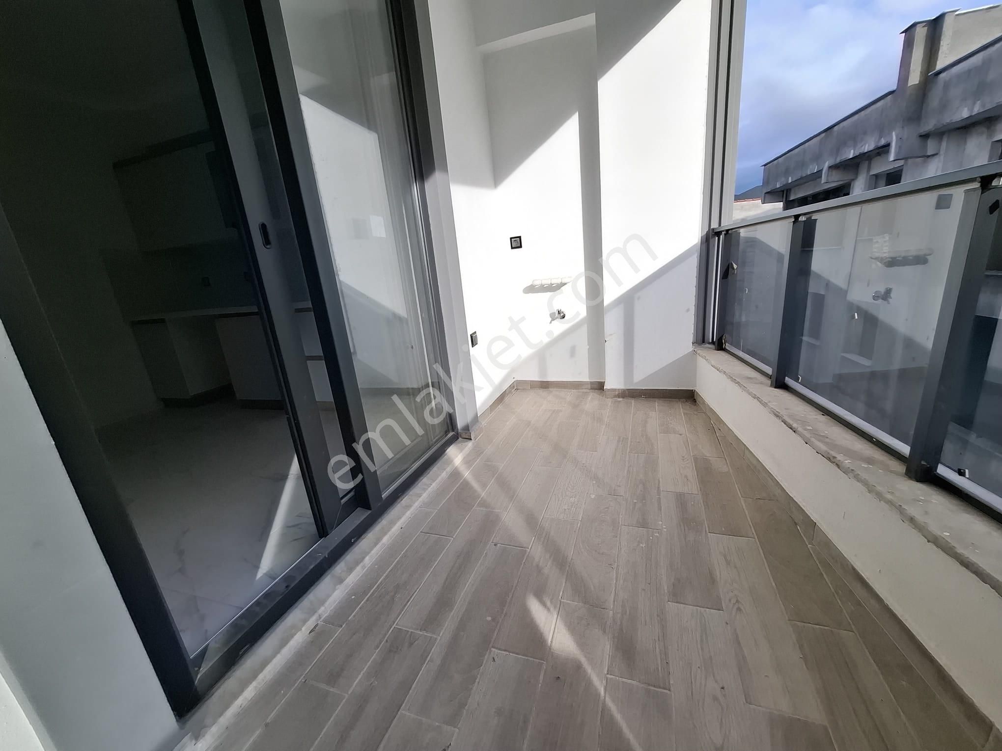 Akman'dan 4+1 Ayrı Mutfak Kat Dubleksi Teraslı Yeni Bina - Görsel 28