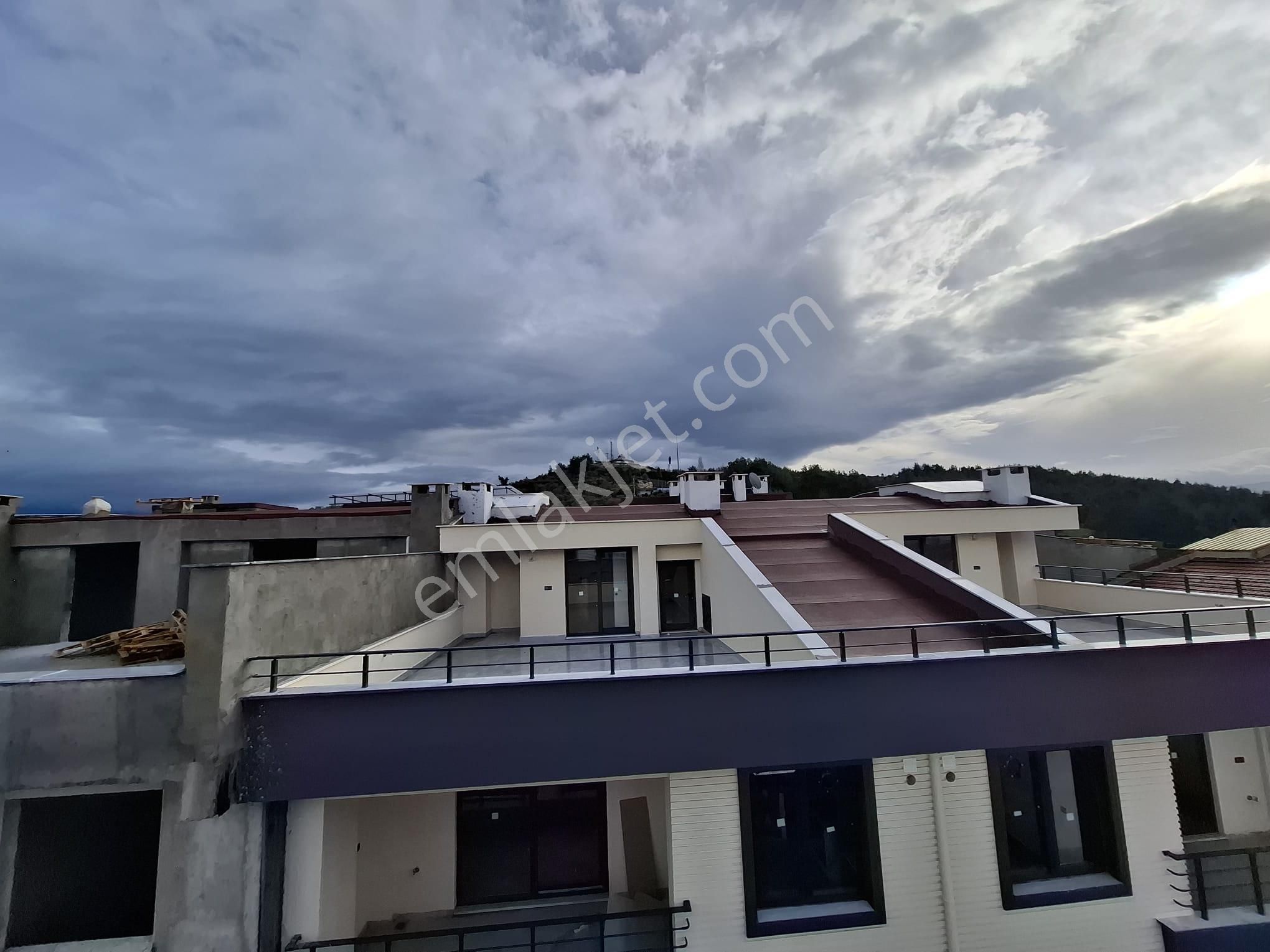 Akman'dan 4+1 Ayrı Mutfak Kat Dubleksi Teraslı Yeni Bina - Görsel 25