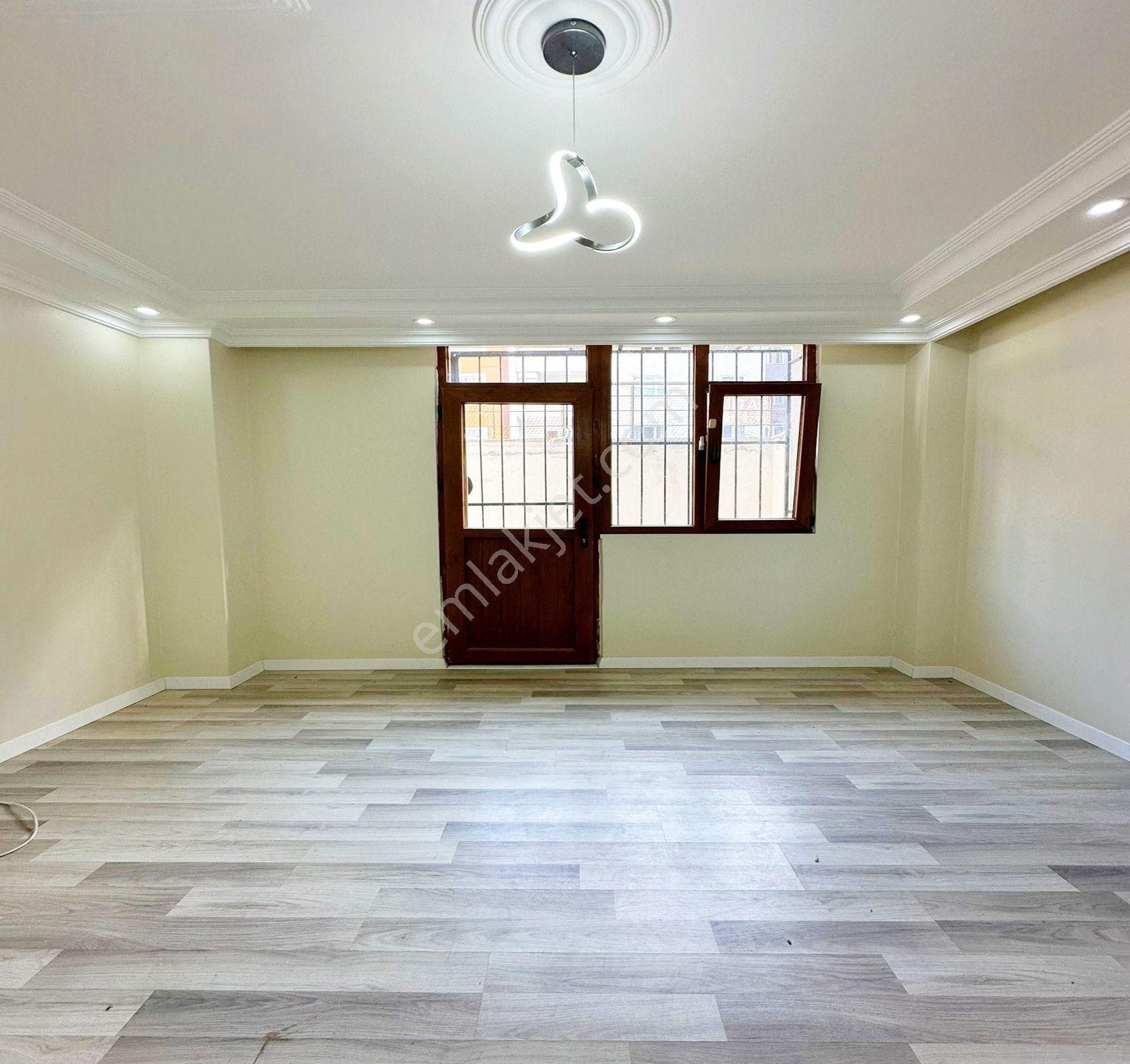 Beylikdüzü Yakuplu'da Kiralık Eşyalı 1+1 Metrobüse Yakın Daire Fırsatı - Görsel 5