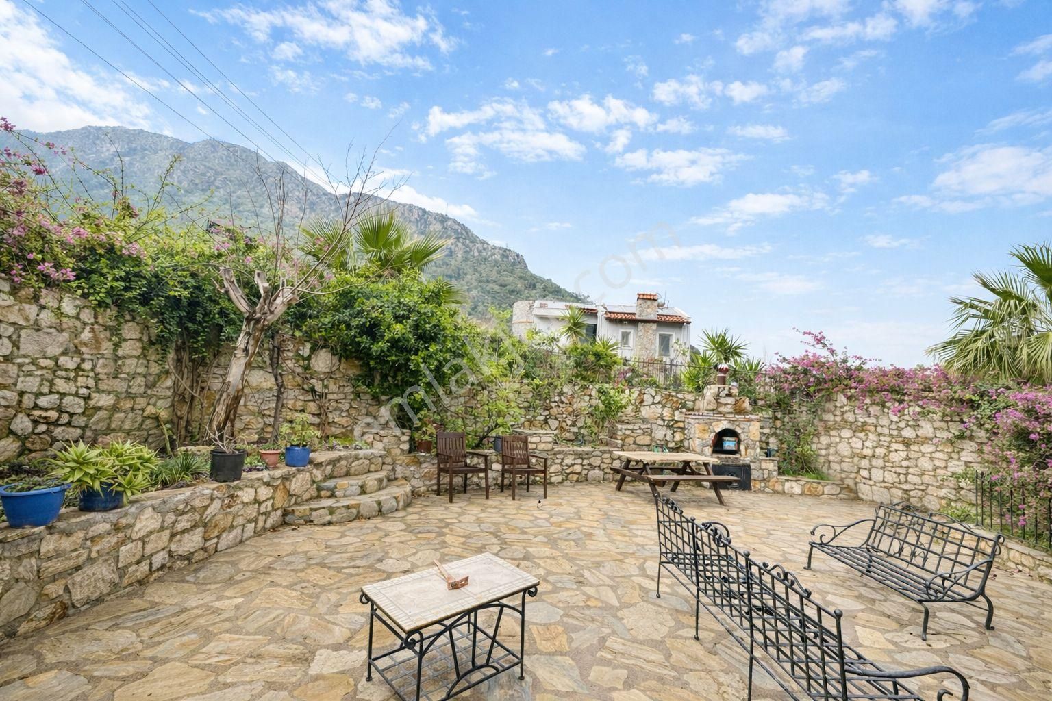 Ovacık'ta Babadag Yolunda 3+1 Geniş Villa - Görsel 31