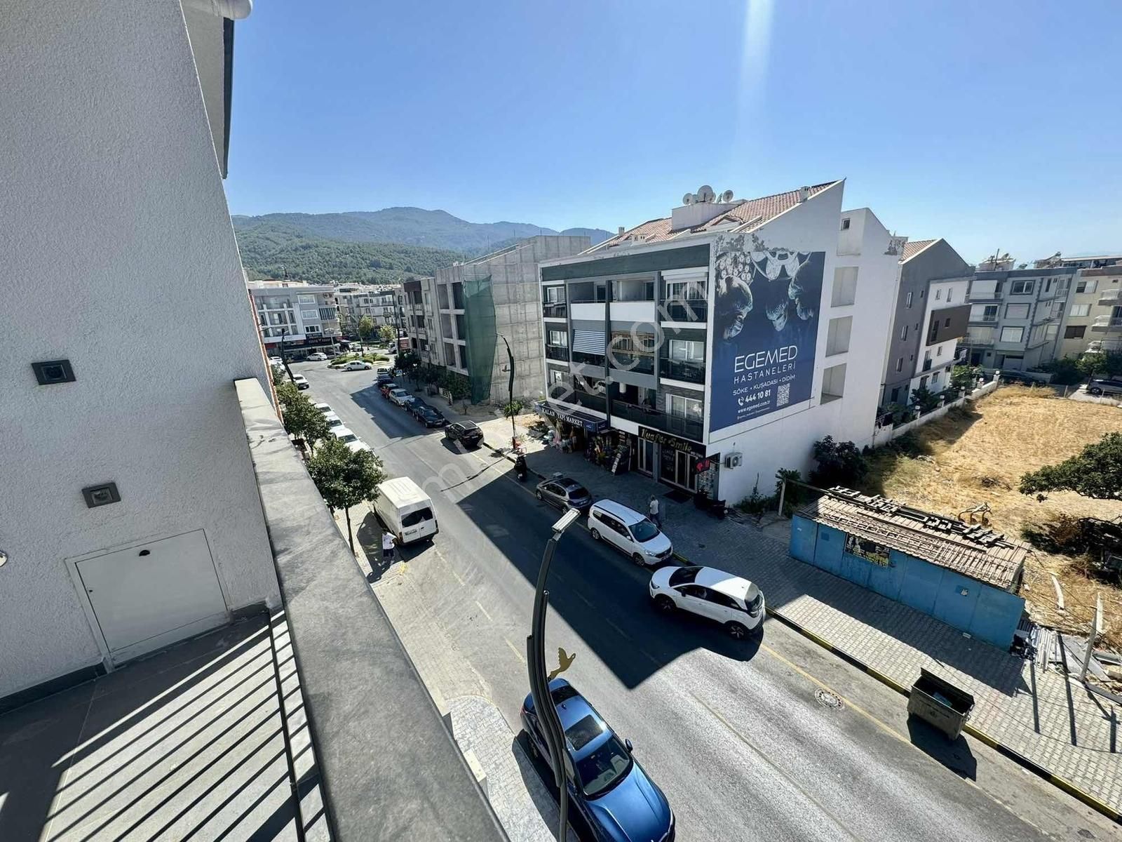 Kuşadası Davutlar'da Ön Cephe 60 M2 Satılık 1+1 Daire - Görsel 13