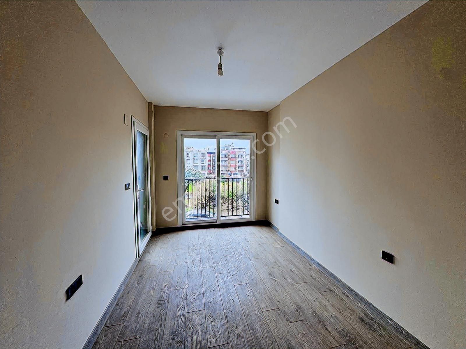 Kuşadası Davutlar'da Ön Cephe 60 M2 Satılık 1+1 Daire - Görsel 4