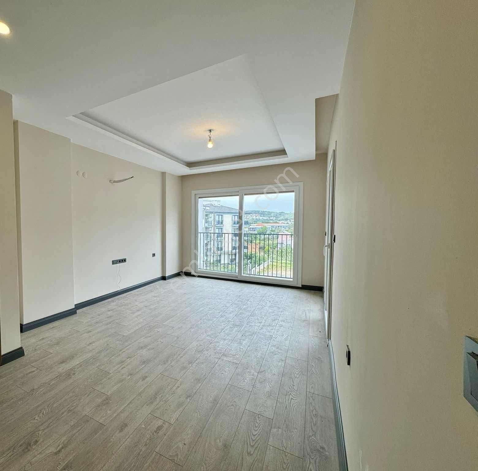 Kuşadası Davutlar'da Ön Cephe 60 M2 Satılık 1+1 Daire - Görsel 8