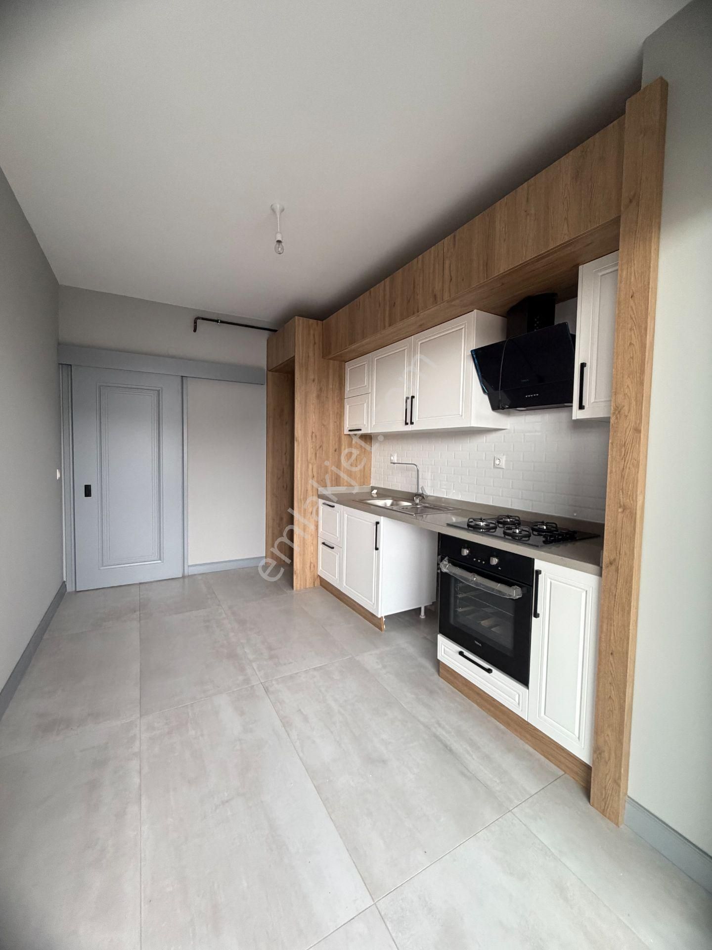 Gemlik Kurşunlu'da Lüks 2+1, 107m², Havuzlu, Otoparklı Daire - Görsel 16