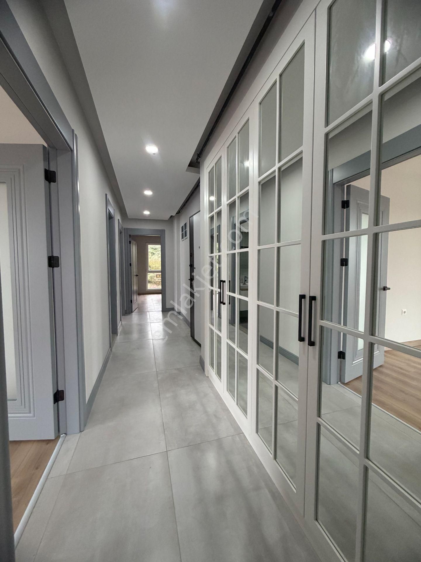 Gemlik Kurşunlu'da Lüks 2+1, 107m², Havuzlu, Otoparklı Daire - Görsel 17