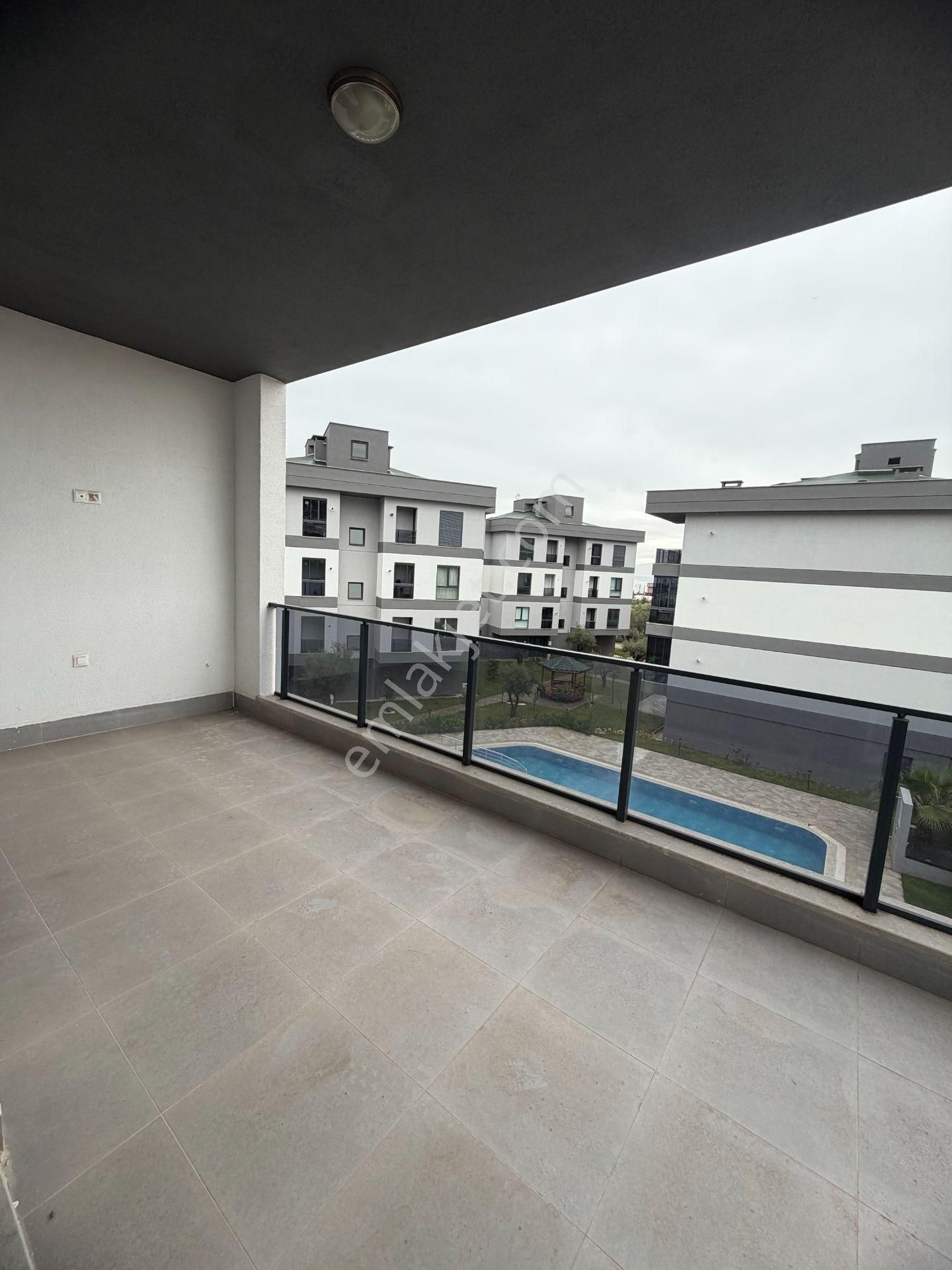 Gemlik Kurşunlu'da Lüks 2+1, 107m², Havuzlu, Otoparklı Daire - Görsel 13