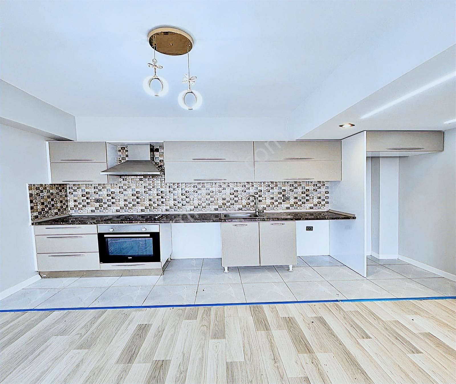 Esenyurt Piri Reis Mah. 2+1 Şehir Manzaralı Daire 2.640.000tl - Görsel 24