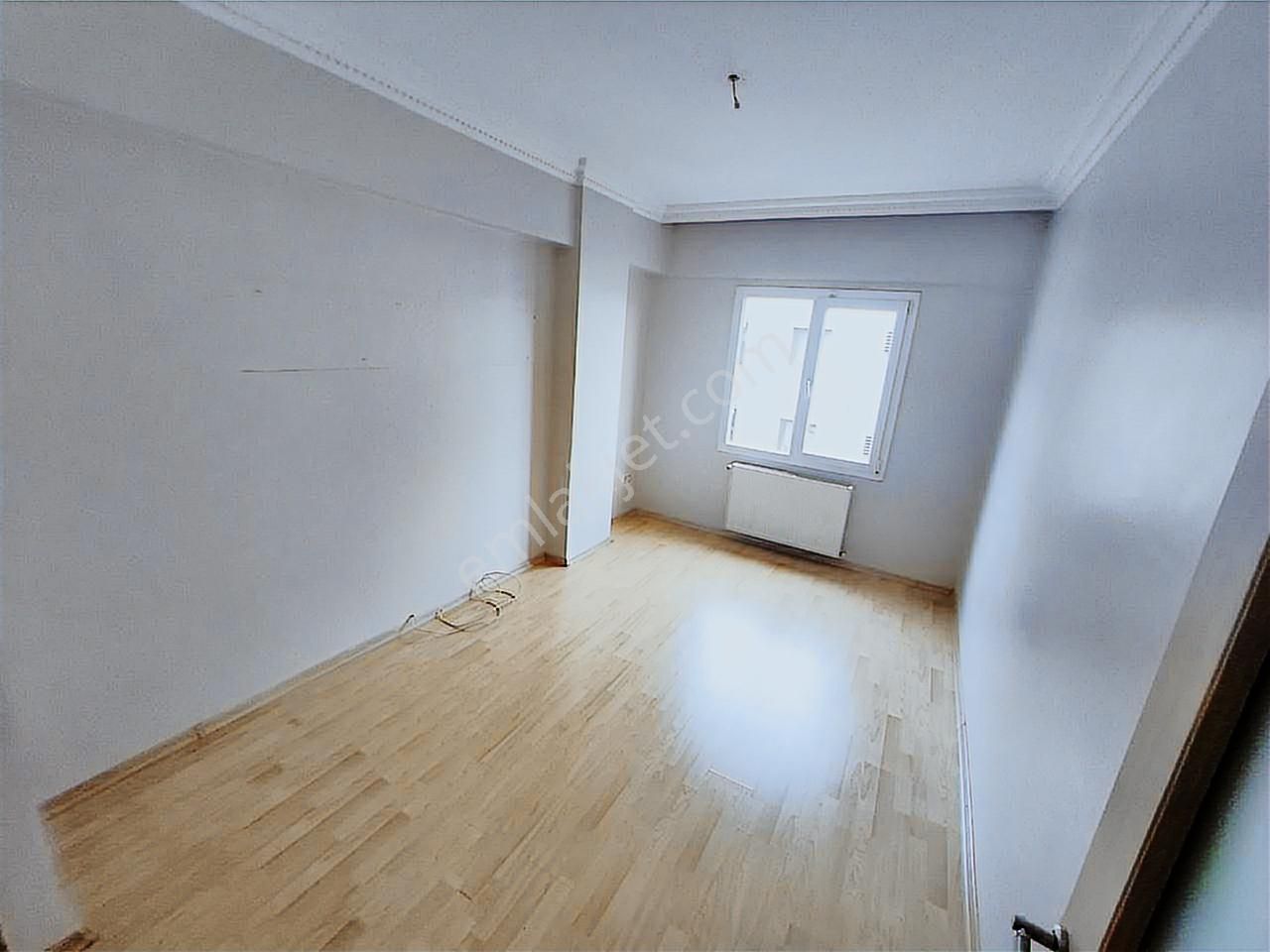 Bağcılar Güneşli Meydanda Butik Site İçinde 3+1 Kiralık Daire - Görsel 3