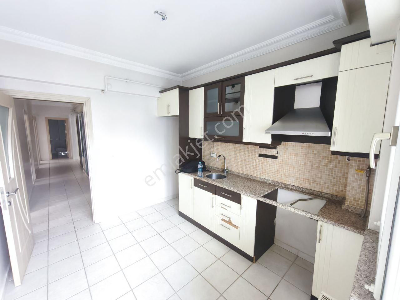 Bağcılar Güneşli Meydanda Butik Site İçinde 3+1 Kiralık Daire - Görsel 14