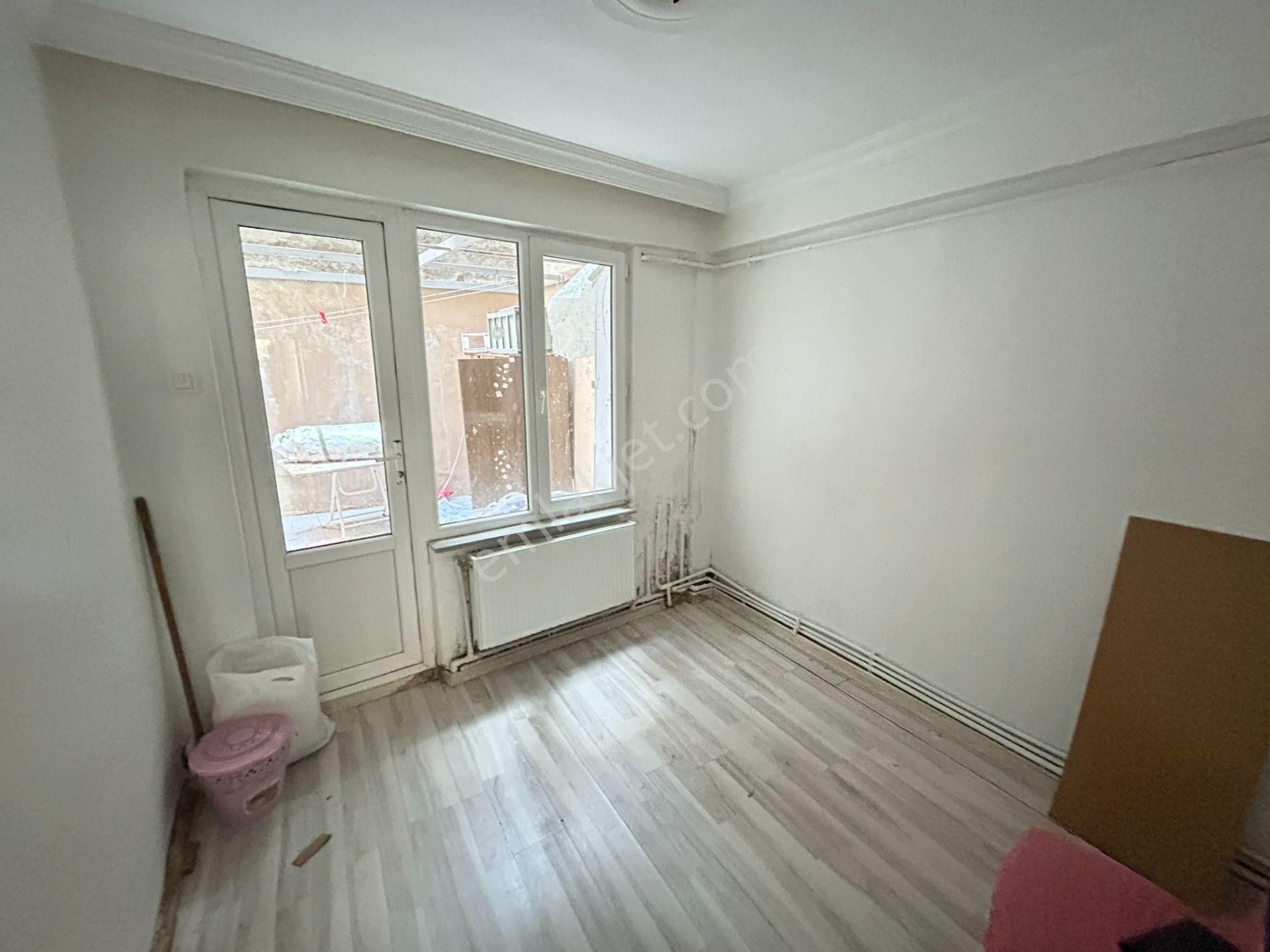 Cihan Emlaktan Kiralık Hacı Yusufta 2+1 Giriş Kat Bahçeli Daire - Görsel 16