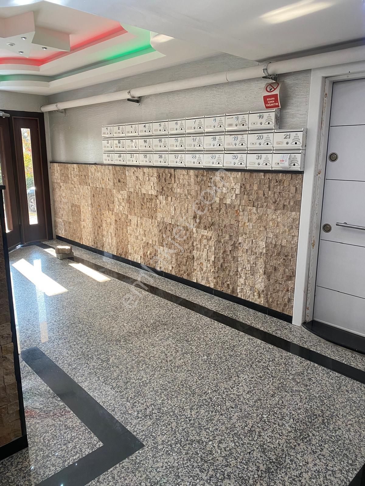 Bayraklı Emek Mahallesinde Site İçerisinde 3+1 Satılık Daire - Görsel 10