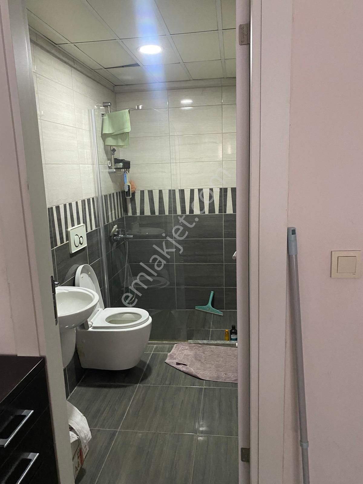 Bayraklı Emek Mahallesinde Site İçerisinde 3+1 Satılık Daire - Görsel 6