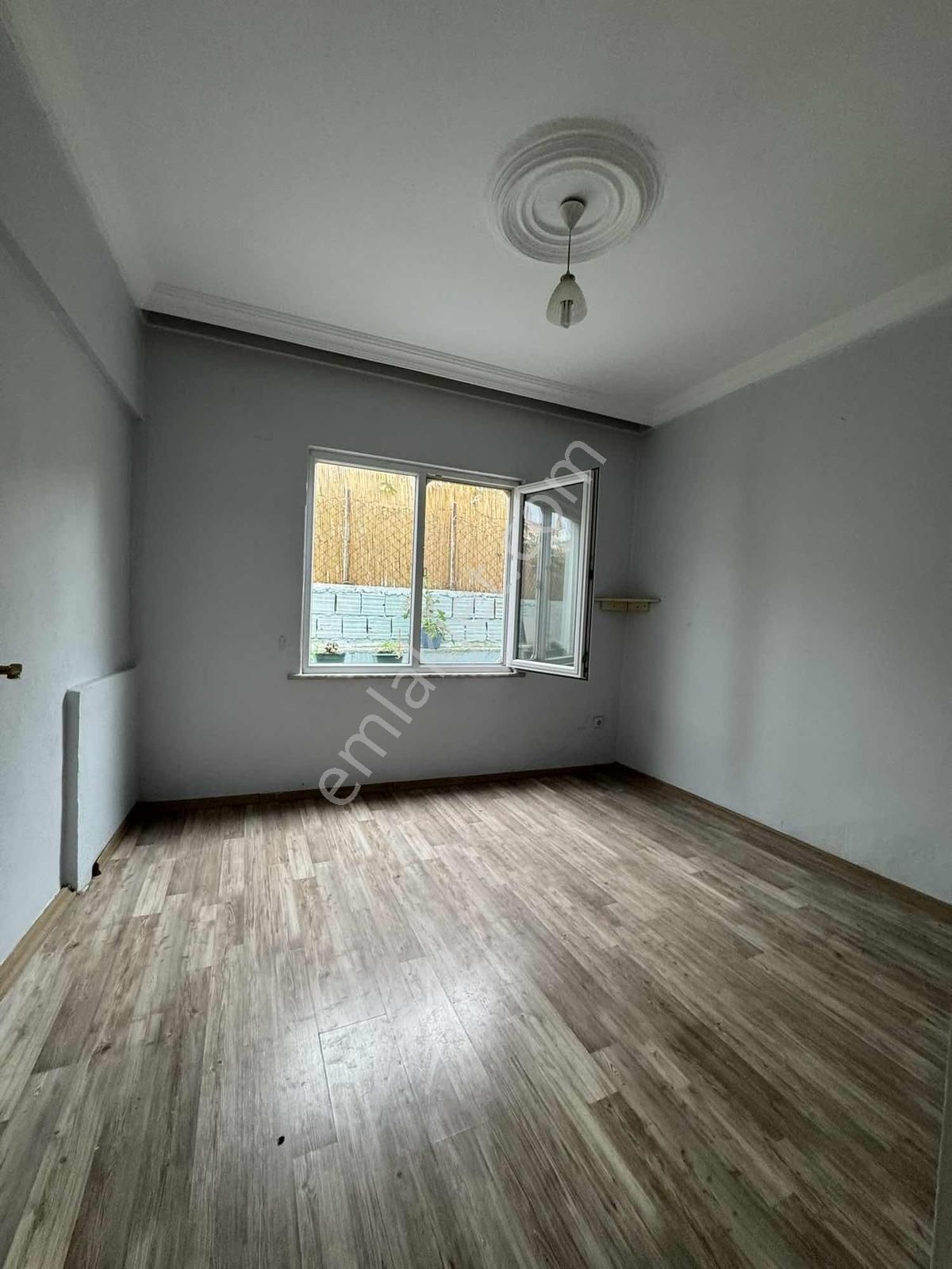 Ayvalık Hayrettinpaşa Mahallesinde Satılık Ev - Görsel 21