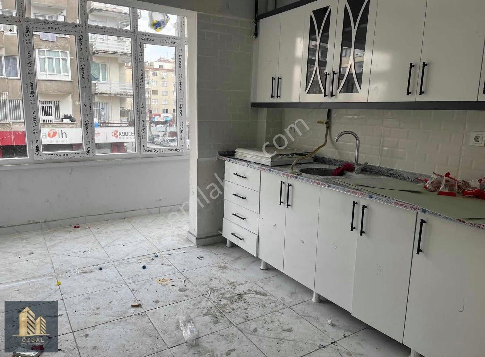 Özbal Emlak Ofis Perşembe Pazar Sokağı Nda Kiralık Daire - Görsel 4