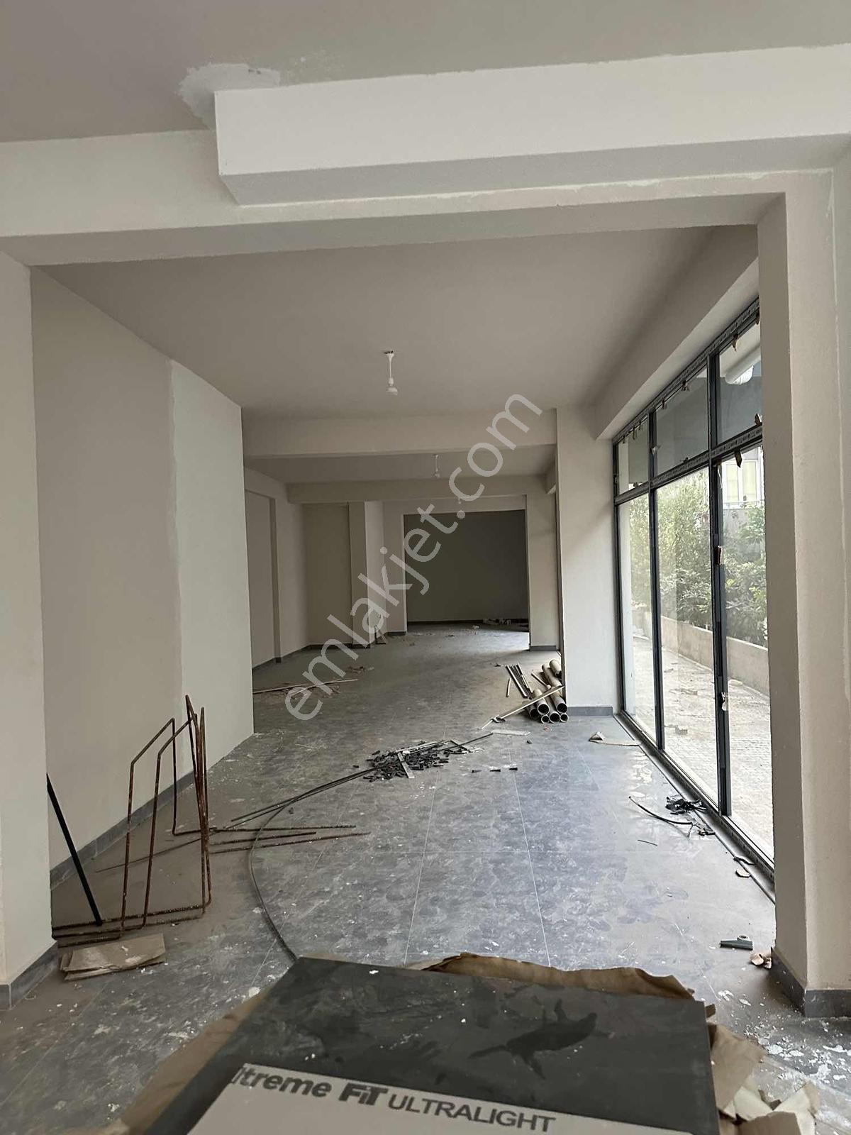 Akbaşlar'dan Milas Merkezde Toplam 350m2 Kullanım,kiralık Dükkan - Görsel 17