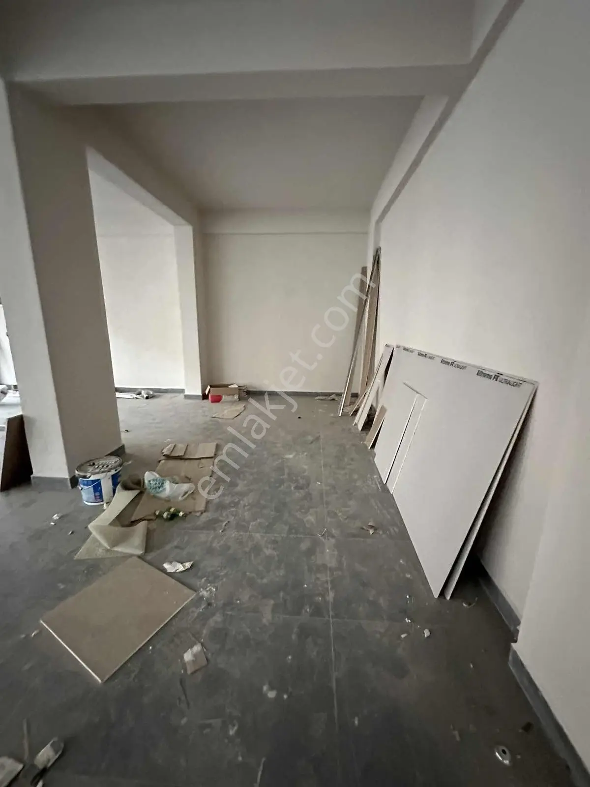 Akbaşlar'dan Milas Merkezde Toplam 350m2 Kullanım,kiralık Dükkan - Görsel 3