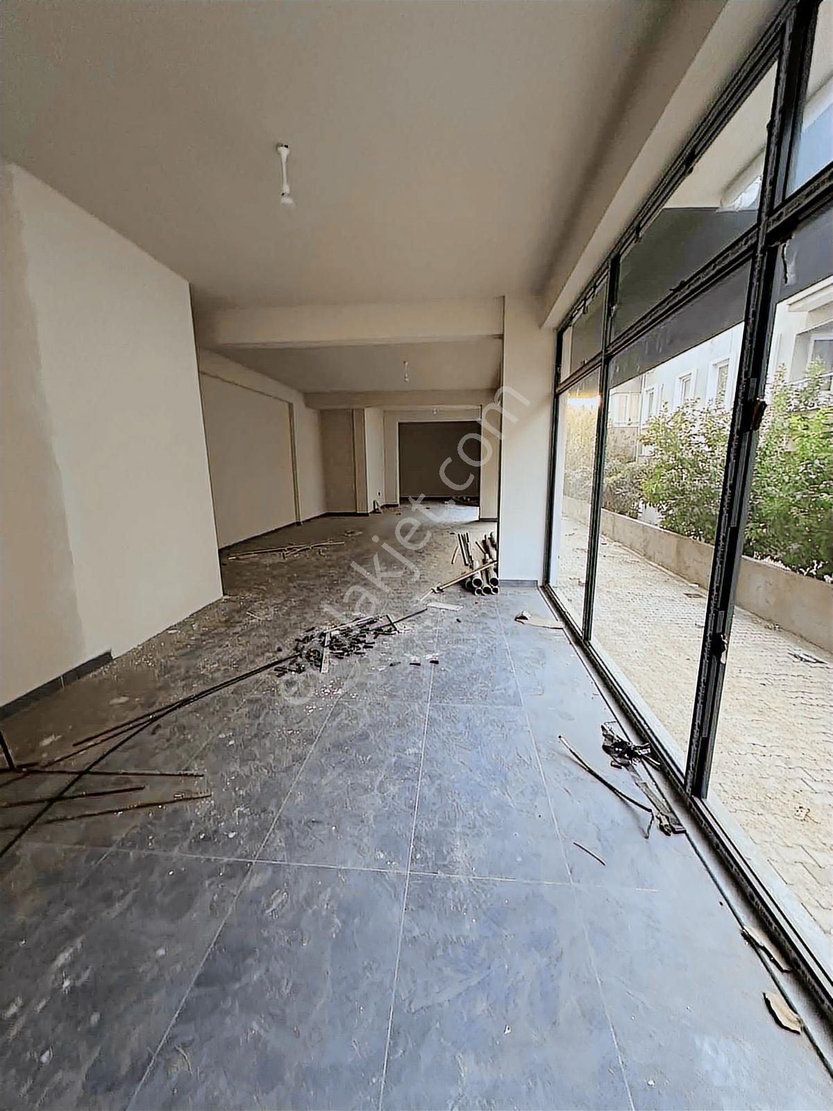 Akbaşlar'dan Milas Merkezde Toplam 350m2 Kullanım,kiralık Dükkan - Görsel 8